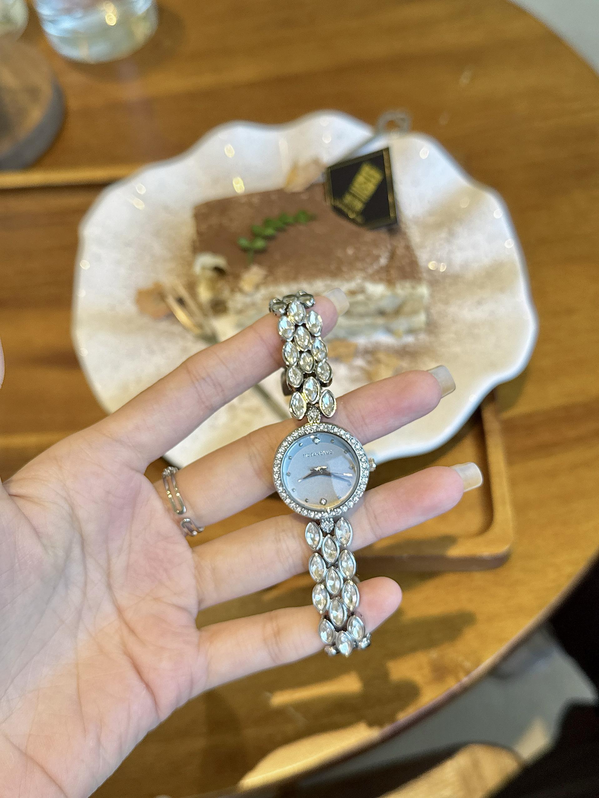 Relojes de mujer de alta gama  - Luxury Watch Makes reseña y precio